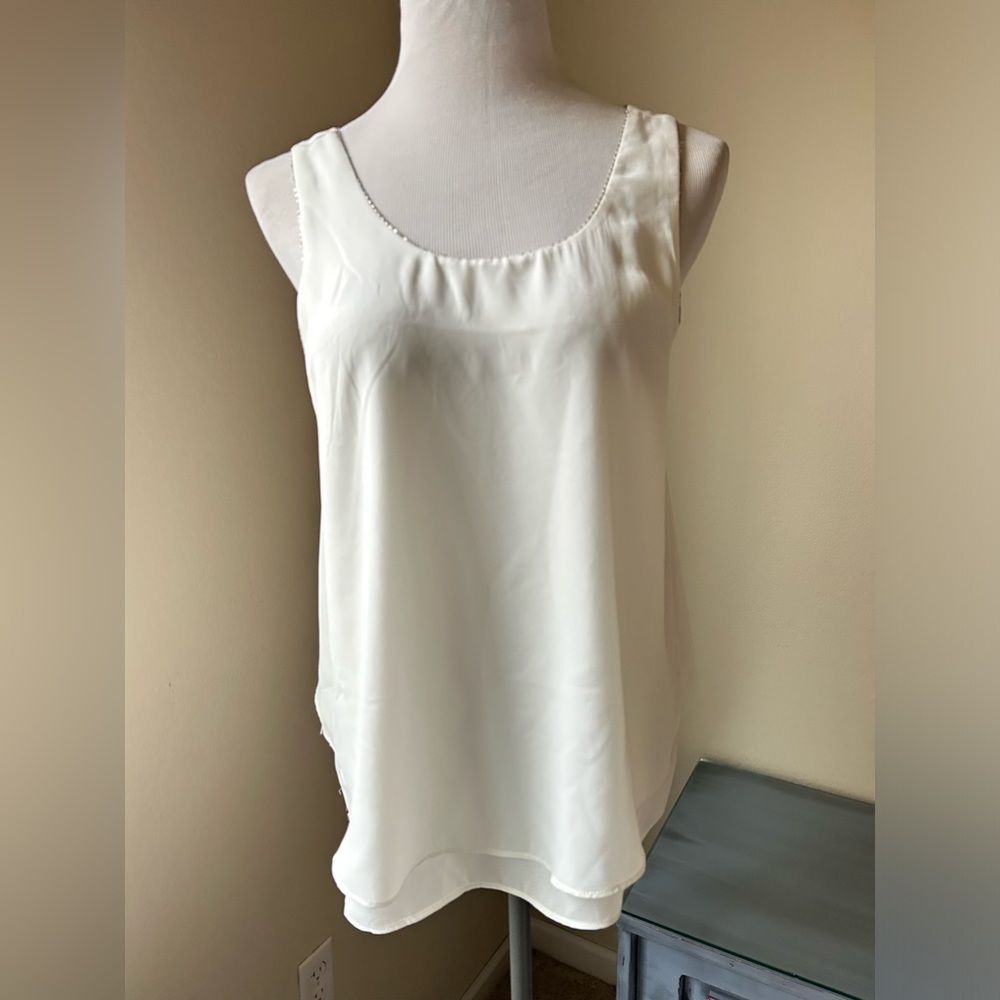 Women’s white tank top